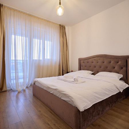 Cozy Collection Apartments At Palas Mall Iasi Exterior foto